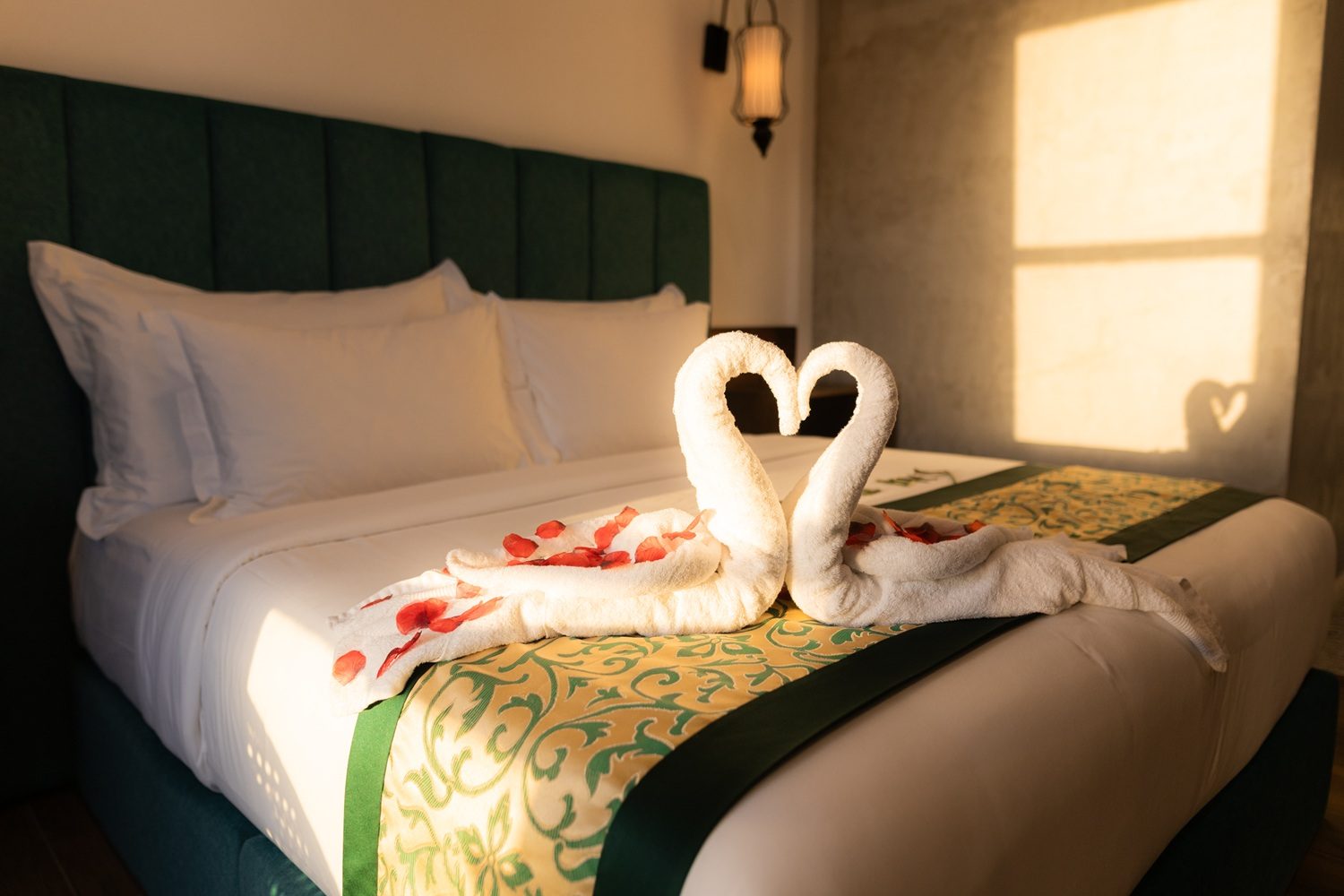 Spacious Ocean View Room at Beach Hotel Dhigurah