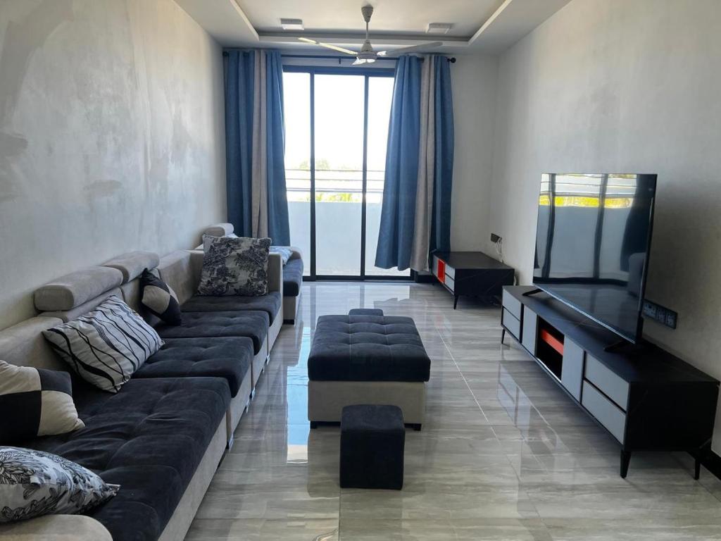 Bright shared lounge at Quest by Entrance in Feydhoo, Addu City